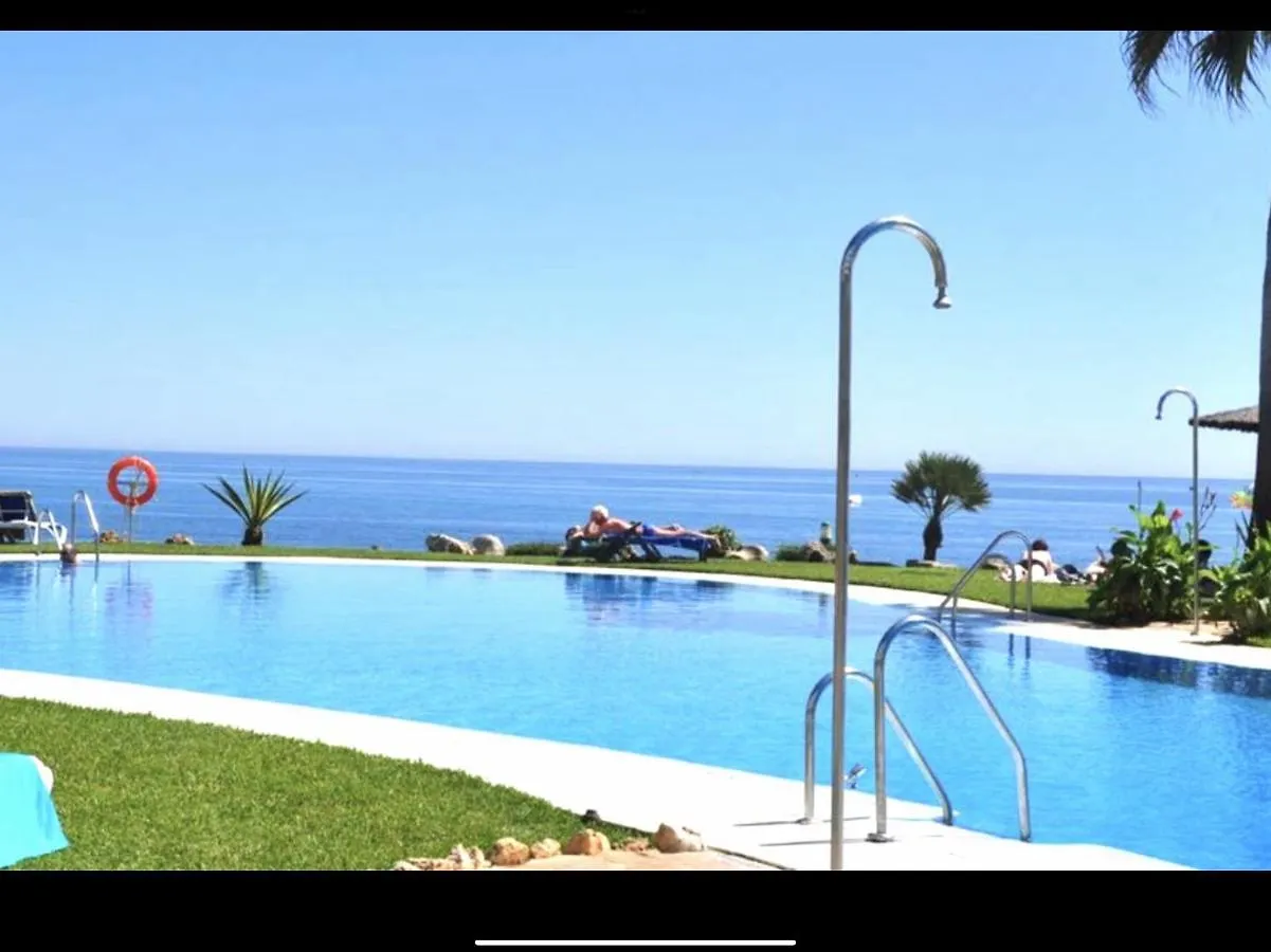Mi Capricho 170 Beachfront Apartment Sitio de Calahonda Spain