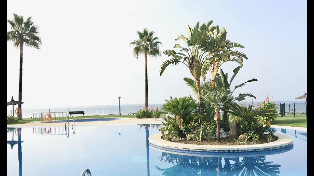 Mi Capricho 170 Beachfront Apartment Sitio de Calahonda Spain