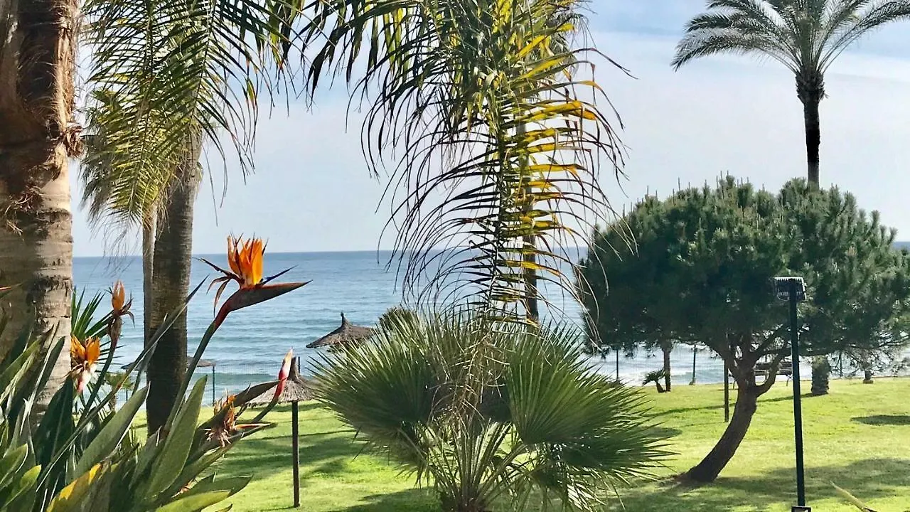 Mi Capricho 170 Beachfront Apartment Sitio de Calahonda Spain